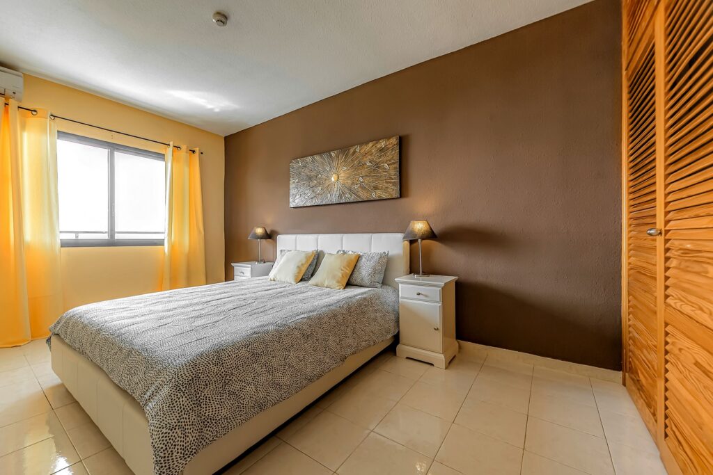 Panoramic apartment in club Paraiso ocean view