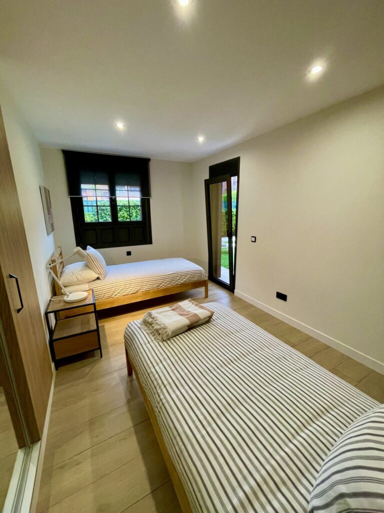 Chipeque pool view apartment